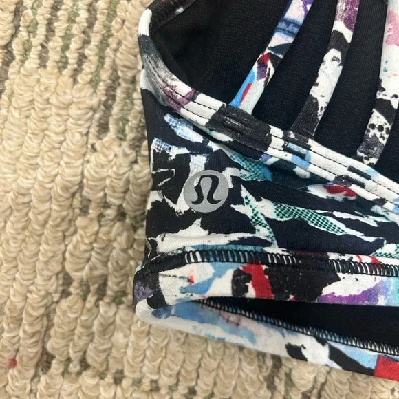 Lululemon sport padded bra size 2 - Picture 4 of 5